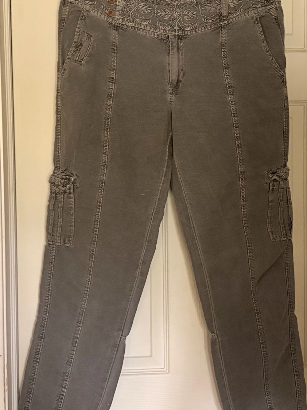 Sundance More Than Cargo Pants Embroidered Gray Olive Size 8